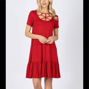 ❤️NEW sale❤️Red ruffle hem lattice dress